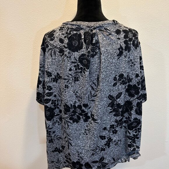 Peachy Pink Short Sleeve Top - Picture 3 of 7